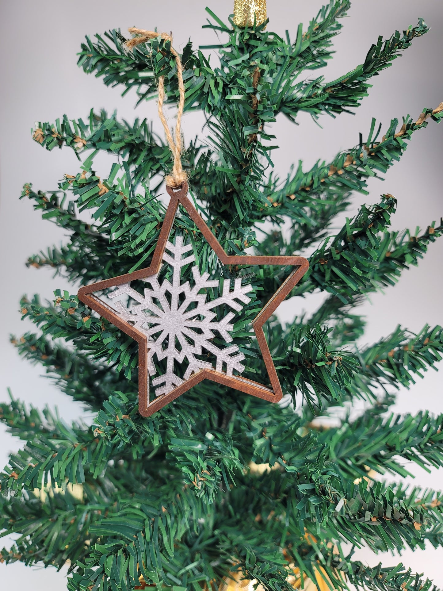 Star with Snowflake - Ornaments (TAT 3-5 BUS DAYS)
